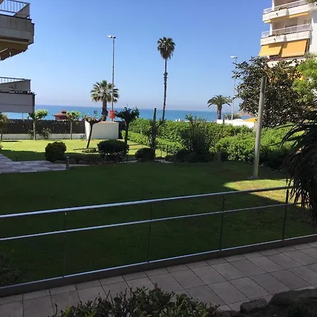 Romantico Piso De La Playa Fenals * יורט דה מאר