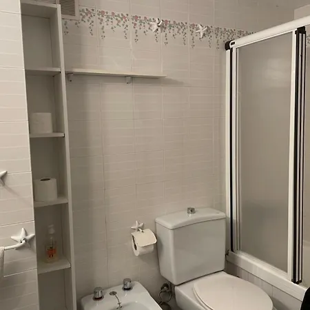 Romantico Piso De La Playa Fenals شقة يوريت دي مار