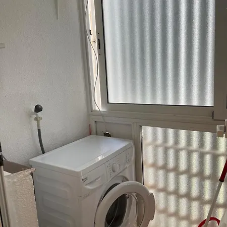 Romantico Piso De La Playa Fenals יורט דה מאר